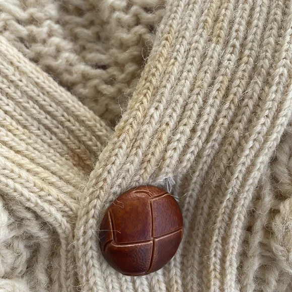 Highland Home Industries made in Scotland vintage sweater large pure new wool